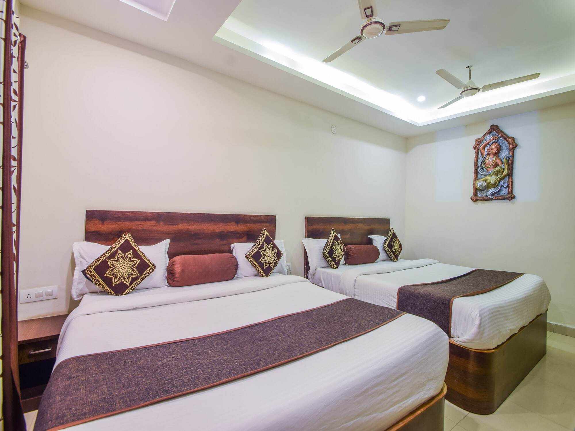 Hotel Krishna Palace Удайпур Экстерьер фото